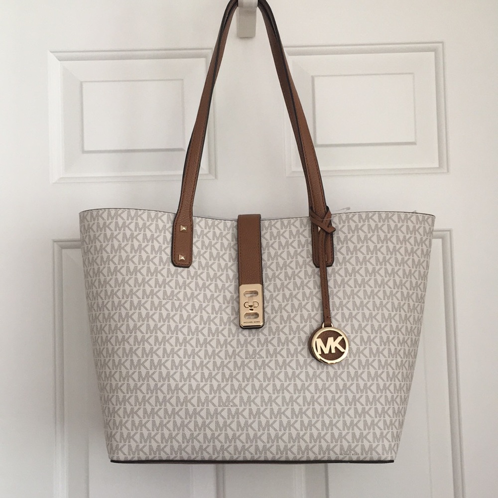 Michael Kors Tote Signature Brand Monogram Gold Hardware Tan Handle